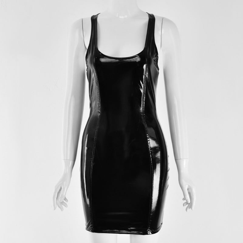 Sexy PU-Lederkleid mit Trägern und Rundhalsausschnitt